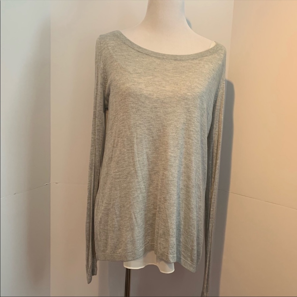 Express- Light Gray Top Size Large - image 4